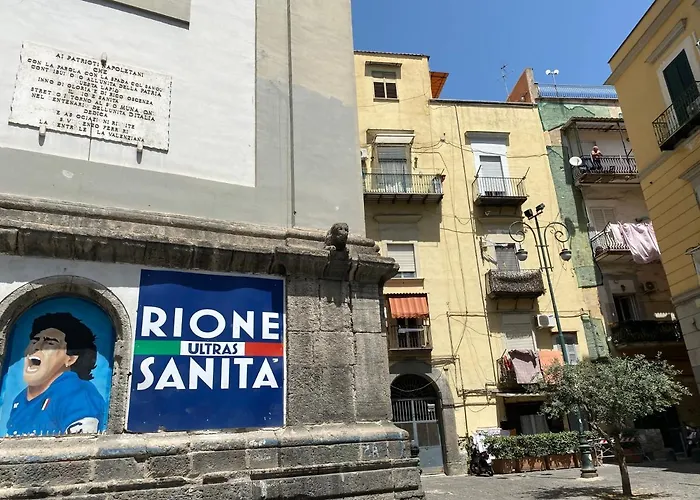 Fantastica Sanita * נאפולי